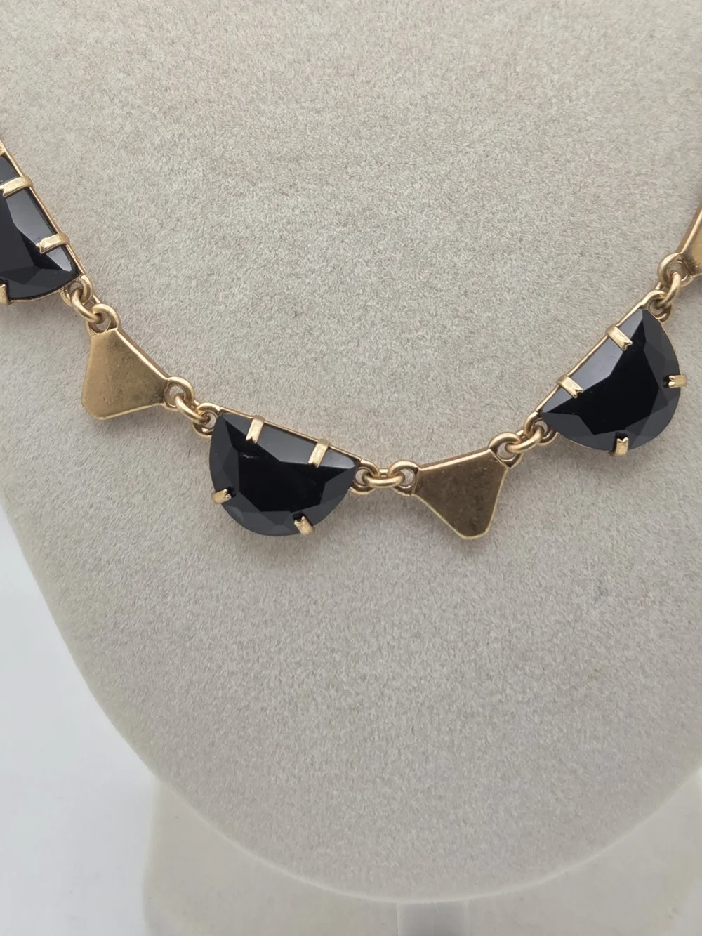 Madewell NWT Black Faceted Half-Moon Statement Necklace Gold Tone 19” - Picture 4 of 16